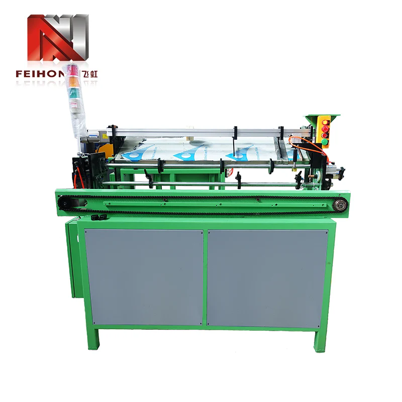 Cén chaoi a ndéanann meaisín beathaithe uathoibríoch feadán réabhlóidiú ar éifeachtúlacht táirgthe tionsclaíoch?